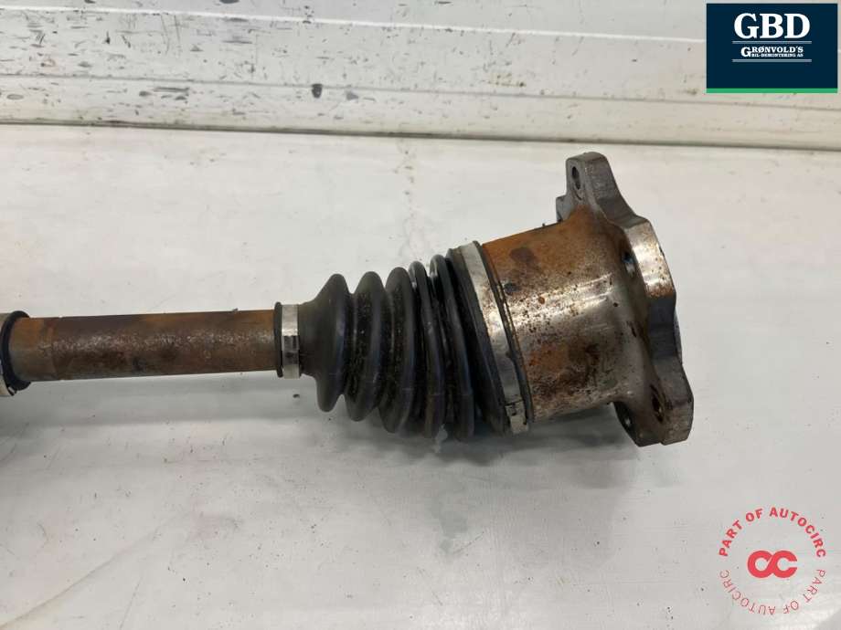 Drivaksel venstre foran, bensin/automat til Cadillac Escalade 2002-2006 (GMT 800) (GMT 800) (26069244|)
