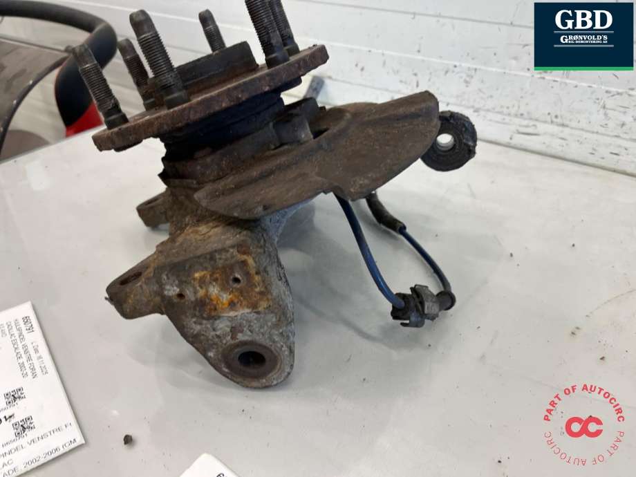 Hjulspindel venstre foran til Cadillac Escalade 2002-2006 (GMT 800) (GMT 800) (NO PART ID|)