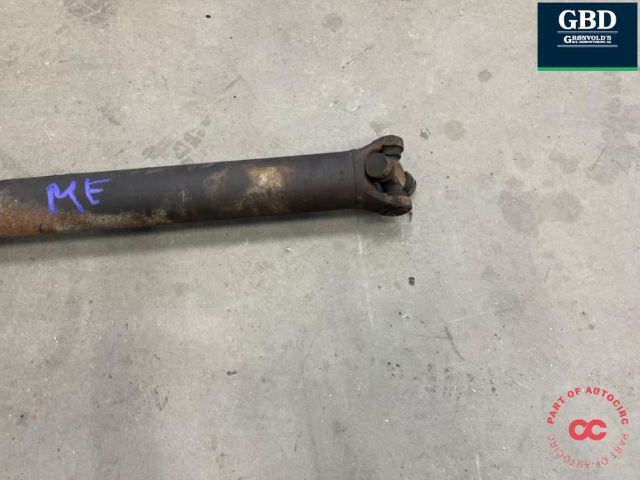 Mellomaksel fremre til Cadillac Escalade 2002-2006 (GMT 800) (GMT 800) (15186002|)