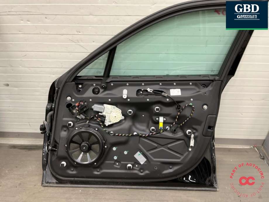 Dør høyre foran til Porsche Panamera 2009-2017 (Type I) (970) (970) (970 531 012 00|970 531 012 02 GRV|970 531 012 01 )