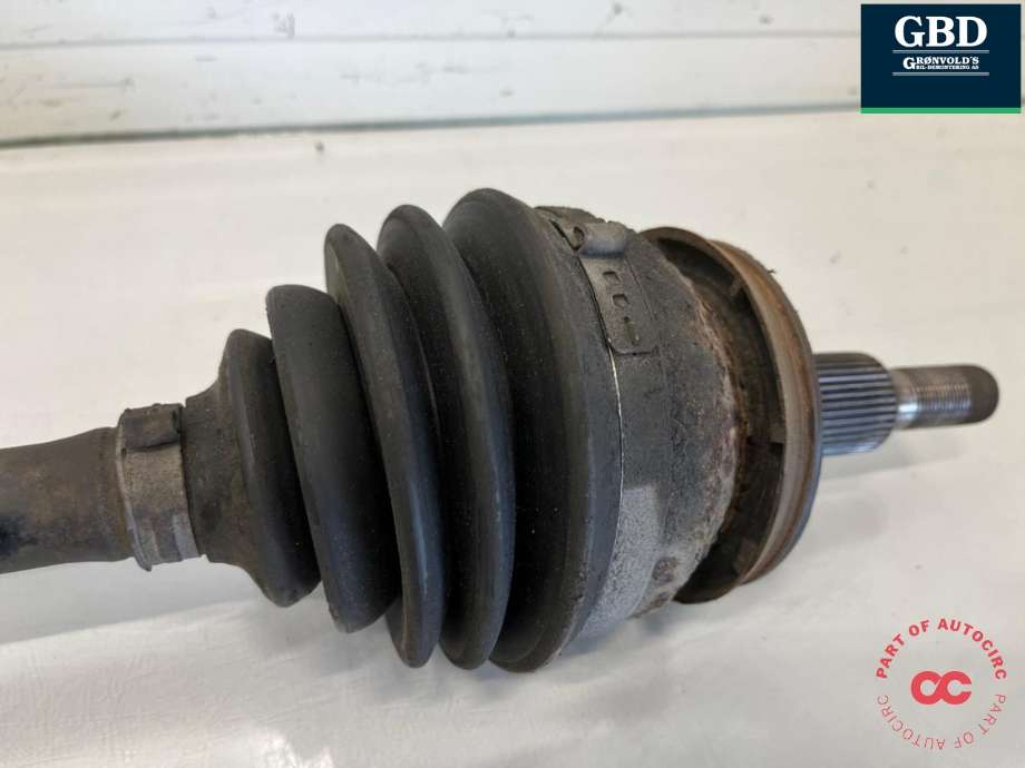 Drivaksel venstre foran, diesel/manuell til VW Transporter / Caravelle 2003-2009 (Fase 1) (T5) (T5) (7E0 407 271 AA|7E0 407 271 N|7H0 407 451 JX| 7H0407271T)
