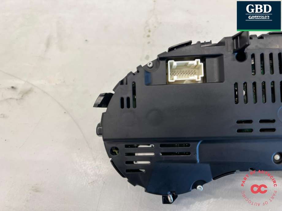 Instrumentpanel til Mercedes B-Klasse, electric drive 2014-2018 (W242) (W242) (A 242 900 45 02|A 242 900 30 02|)
