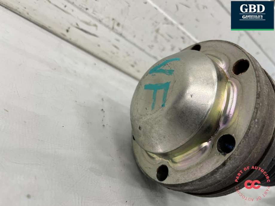 Drivaksel venstre foran, diesel/manuell til VW Passat 2011-2015 (B7) (B7) (3C0 407 271 AJ|1K0 407 271 NP|3C0 407 451 FX)