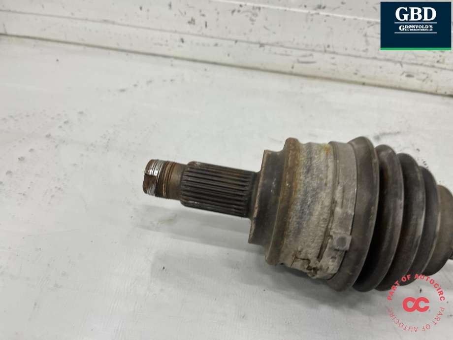 Drivaksel venstre foran, diesel/automat til BMW X3 2007-2010 (Fase 2) (E83) (E83) (31 60 3 450 565|)