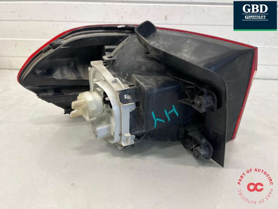 Baklykt høyre ytre til VW Touran 2015-2021 (Type II)  (5TA 945 096 D|)