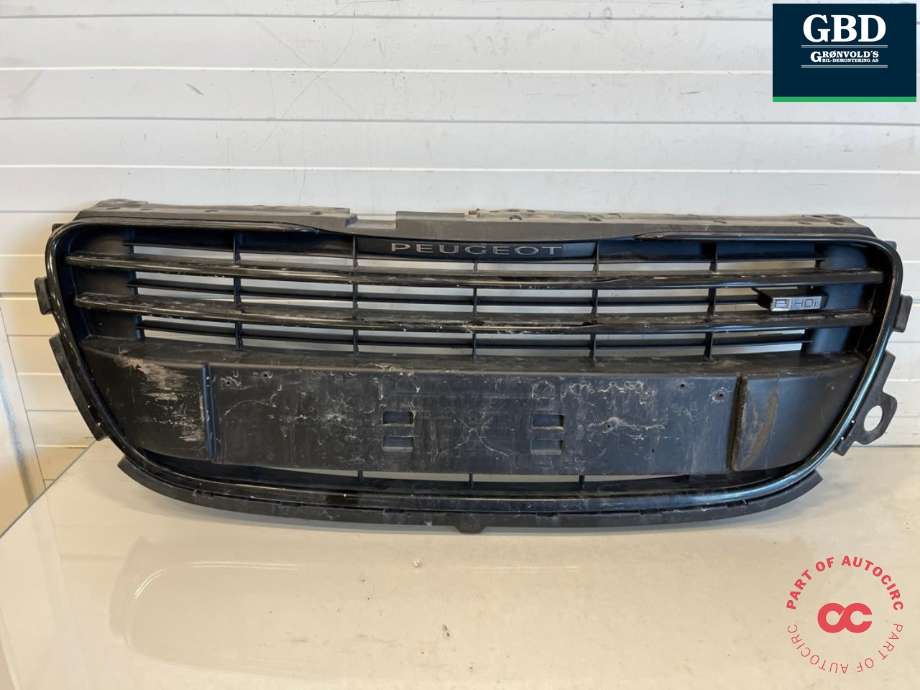 Grill til Peugeot 508, 2011-2014 (Type I, Fase 1) (7422 Y6)