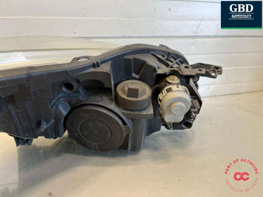 Frontlykt venstre xenon til Peugeot 508 2011-2014 (Type I, Fase 1) (6208 W5|)