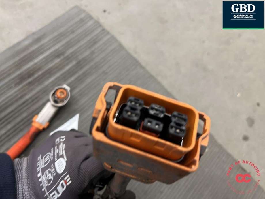 Batterilader inntak/luke til XPeng P7 2021-->>  (8415014ED1-00-02|8415014ED1|)