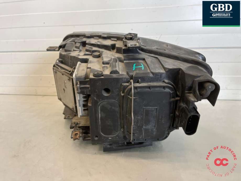 Frontlykt høyre xenon til Audi Q5 2008-2012 (Type I, Fase 1)  (8R0 998 030 K|8R0 998 030 H|)
