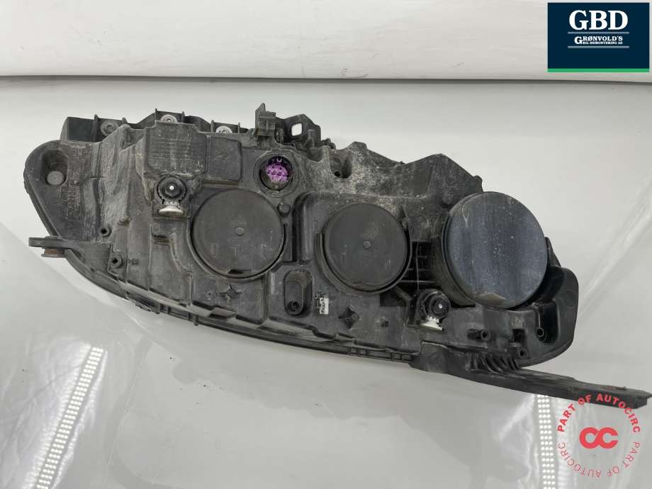 Frontlykt venstre halogen til Fiat Doblo 2010-->> (Type II)  (52109259|51974244|)