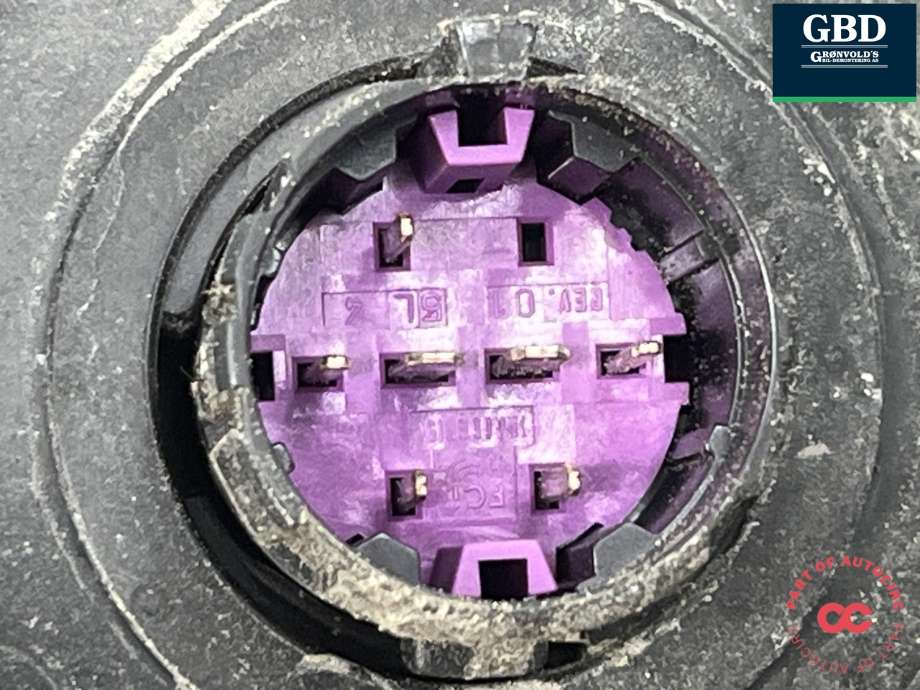 Frontlykt venstre halogen til Fiat Doblo 2010-->> (Type II)  (52109259|51974244|)
