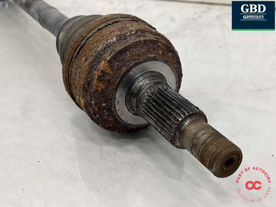 Drivaksel høyre bak, diesel/automat til Audi Q7 2006-2010 (Type I, Fase 1) (7L8 501 201|7L8 501 201 X|)