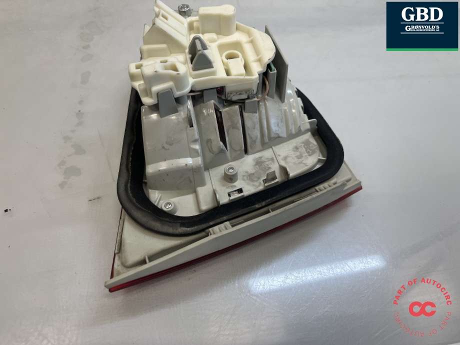 Baklykt høyre indre til BMW 3-Serie 2005-2011 (E90/E91/E92/E93) (E90/E91/E92/E93) (63 21 7 289 434|)