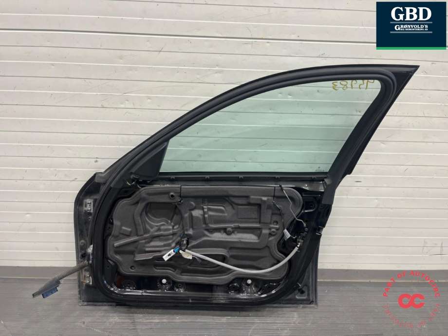Dør høyre foran til BMW 3-Serie 2005-2011 (E90/E91/E92/E93) (E90/E91/E92/E93) (41 51 5 A2A 386|)