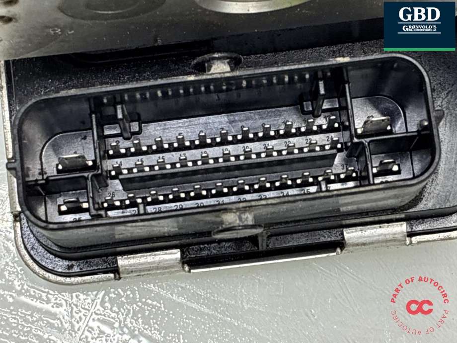 ABS sentral til VW Caddy 2015-2020 (Type III, Fase 3) (7E0 614 517 L|7E0 614 517 L BEF |7E0 614 517 M BEF|7E0 614 517 M | 7E0 614 517 M BEF)