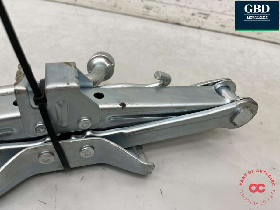 Jekk original til Nissan Note 2013-2017 (Type II)  (NO PART ID|)