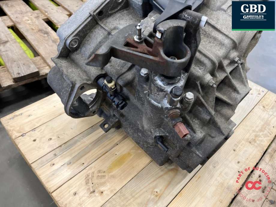 Girkasse manuell 6-trinn til VW Transporter / Caravelle 2009-2015 (Fase 2) (T5) (T5) (RLG|0A5 300 013|0A5 300 048 K)