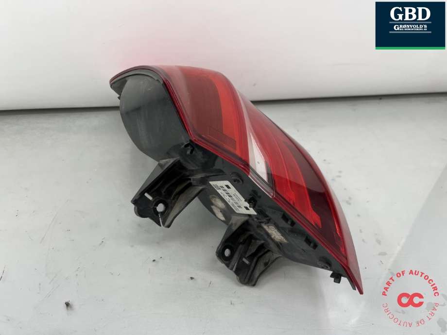 Baklykt høyre ytre til BMW 2-Serie, Active/Gran Tourer 2014-->> (F45/F46) (F45/F46) (63 21 7 311 060|)
