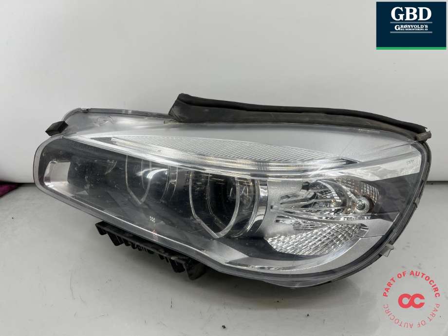 Frontlykt venstre halogen til BMW 2-Serie, Active/Gran Tourer 2014-->> (F45/F46) (F45/F46) (63 11 7 422 573|)