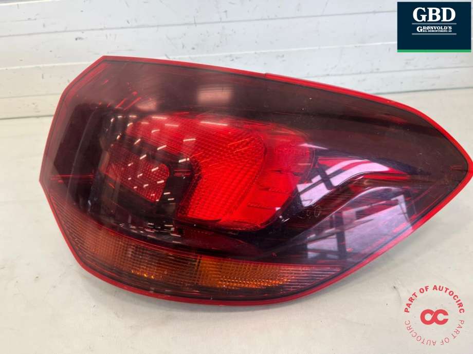 Baklykt høyre ytre til Opel Astra J 2010-2015  (13314051|)