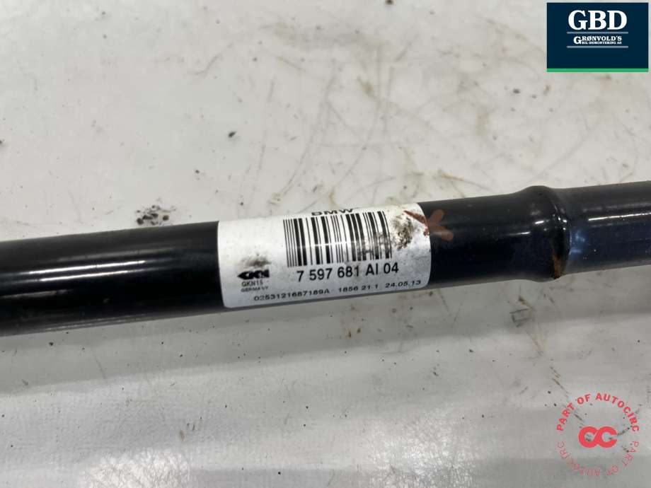 Drivaksel venstre bak, diesel/automat til BMW 3-Serie 2012-2018 (F30/F31/F34) (F30/F31/F34) (33 20 8 680 347|7597681|)