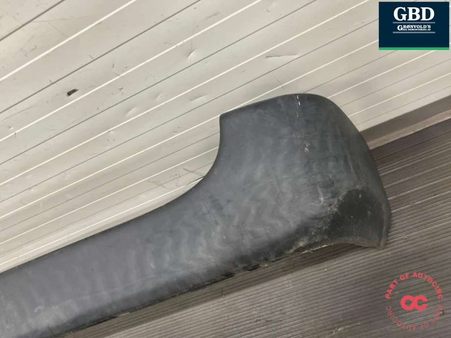 Støtfanger bak til Toyota Hiace 2001-2006 (Fase 2)  (5215926070|)