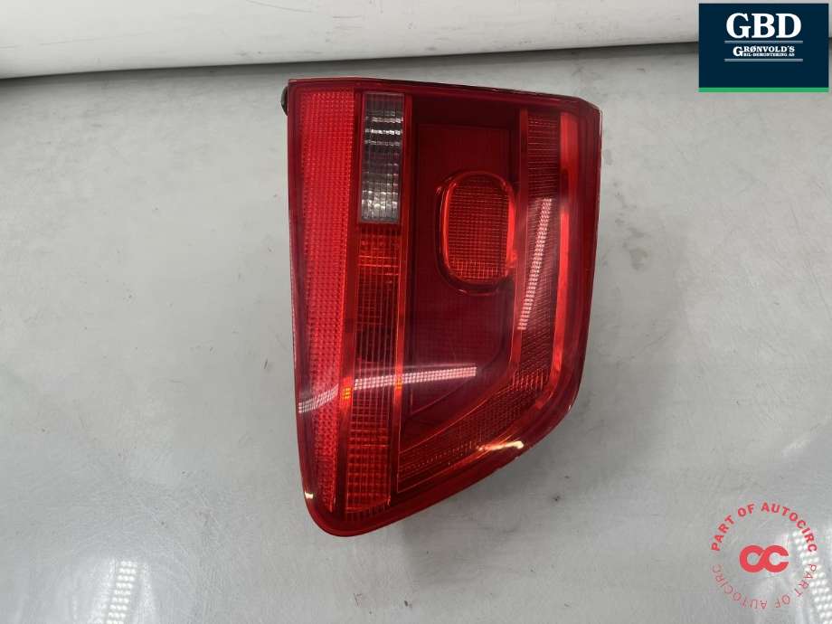 Baklykt venstre indre til VW Touran 2010-2015 (Type I, Fase 3) (1T0 945 093|)