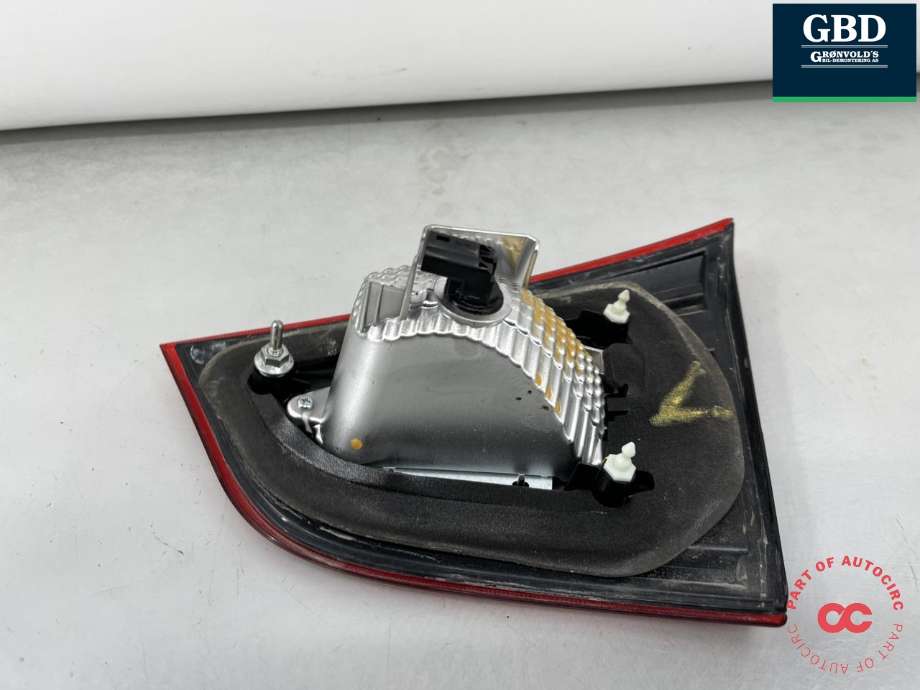 Baklykt venstre indre til Suzuki SX4 S-CROSS 2013-->> (Type II)  (36274-64R00|)
