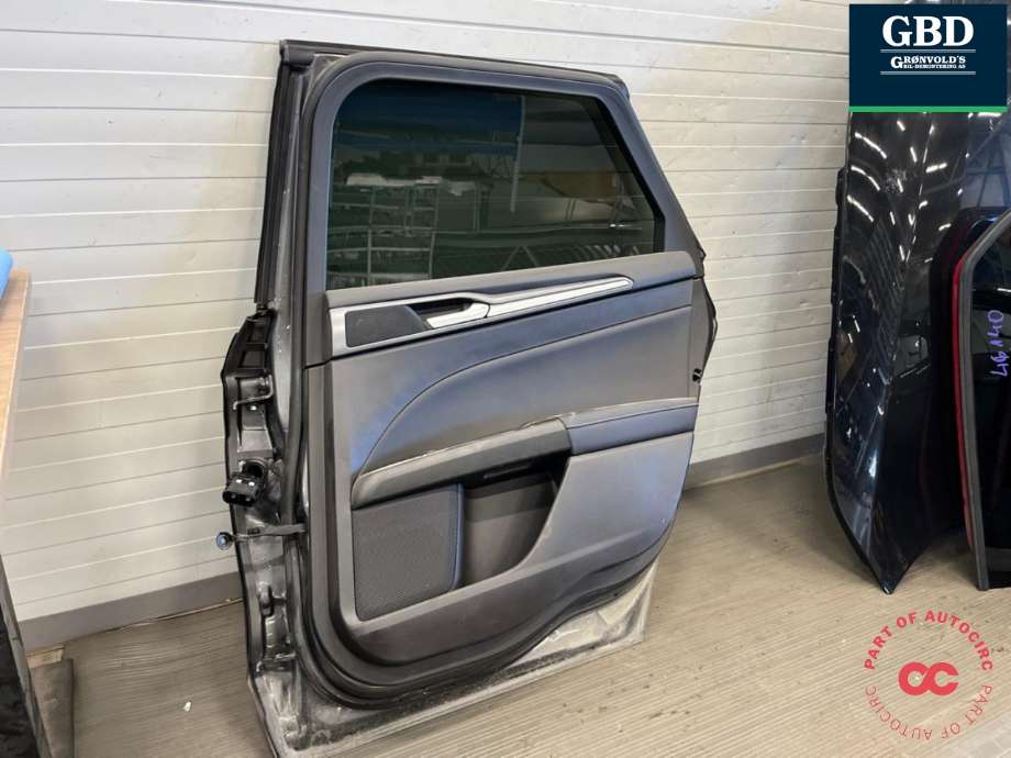 Dør høyre bak til Ford Mondeo 2014-2019 (Type V, Fase 1)  (2505272|FS73-N24630-DP|)