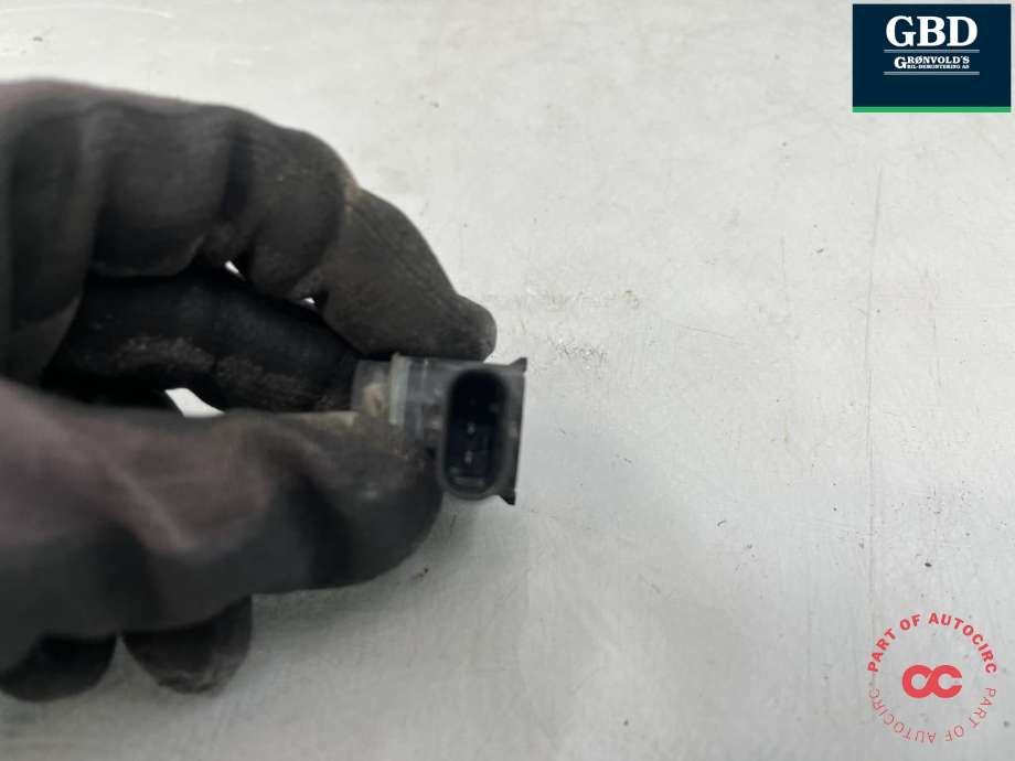 Parkeringssensor bak til Ford Kuga 2013-2019  (2032993|GK2T-15K859-AA5FM6|)