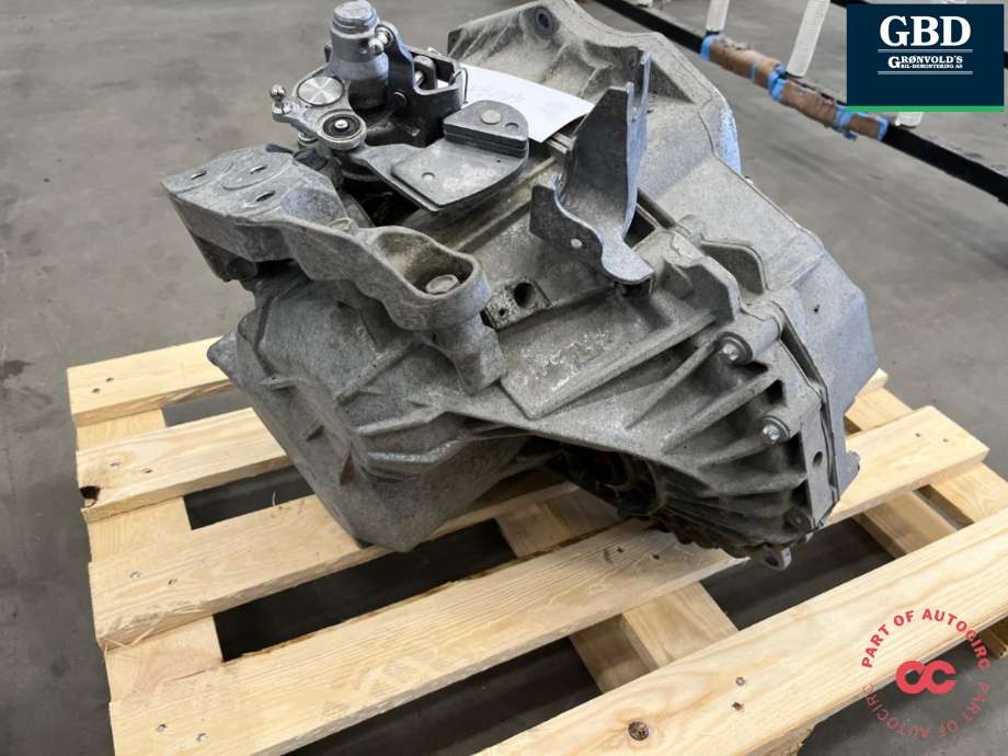Girkasse manuell til Opel Astra K 2015-->>  (MYJ|55599695|)