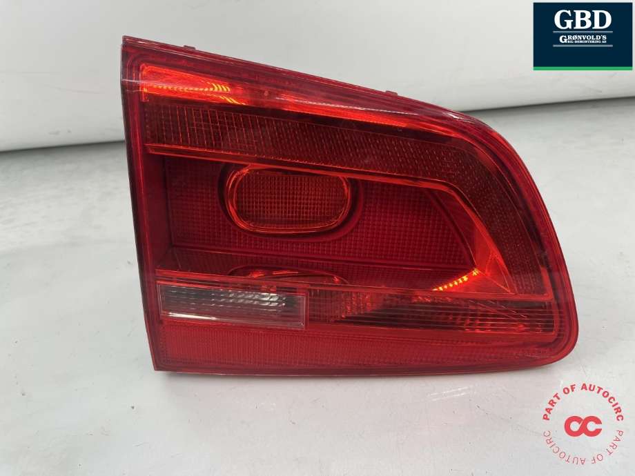 Baklykt venstre indre til VW Touran 2010-2015 (Type I, Fase 3) (1T0 945 093|)