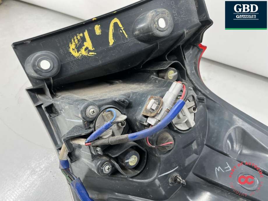 Baklykt venstre ytre til Toyota Auris 2015-2019 (Type II, Fase 2)  (8156102A61|8156102A60|)