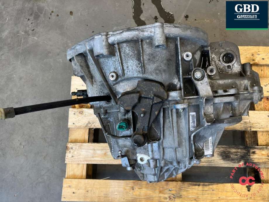 Girkasse manuell 6-trinn til Renault Trafic 2014-->>  (8201748367|PF6-S-068|320104387R)