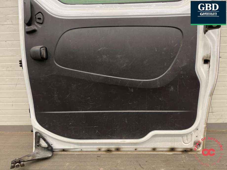 Dør høyre skyvedør til Renault Trafic 2014-->> (821003024R|)
