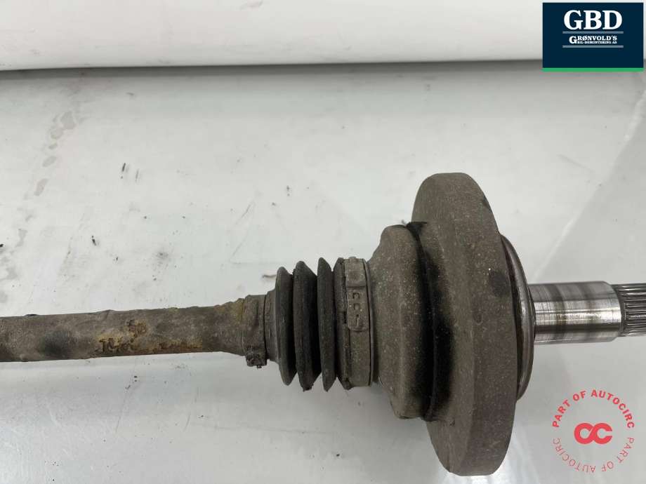 Drivaksel høyre bak, diesel/automat til Mercedes E-Klasse 2006-2009 (Fase 2) (W211) (W211) (A 211 350 13 02|A 211 350 39 56|)