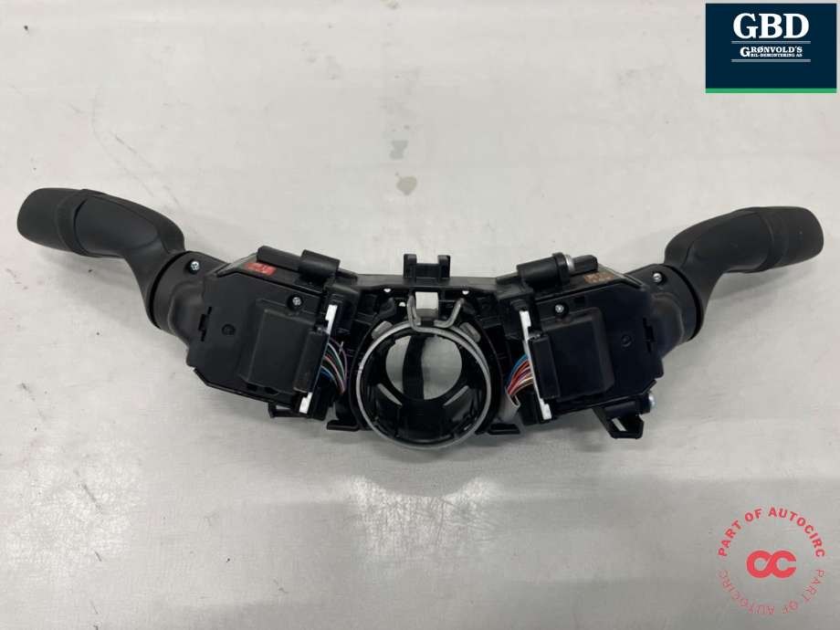Bryter combi til Toyota bZ4X 2022-->>  (8432912170|8431911010|8465233600)