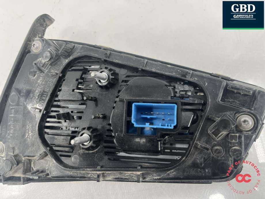 Baklykt venstre indre til VW Passat 2015-2019 (Fase 1) (B8) (B8) (3G9 945 307 D|)