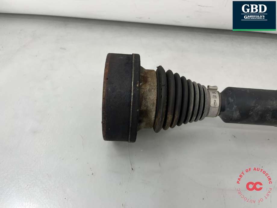 Drivaksel høyre foran, diesel/automat til VW Touran 2010-2015 (Type I, Fase 3)  (5Q0 407 272 FG|1K0 407 272 SP|1K0 407 764 RX)
