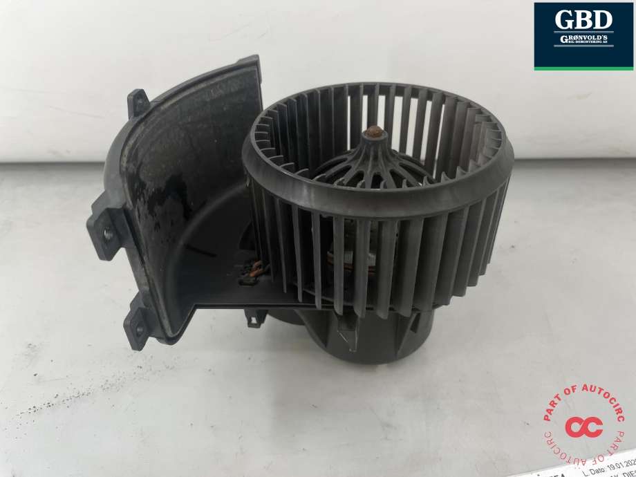 Varmeapparat motor til VW Transporter / Caravelle, 2003-2009 (Fase 1) (T5) (T5) (7E5 820 021)
