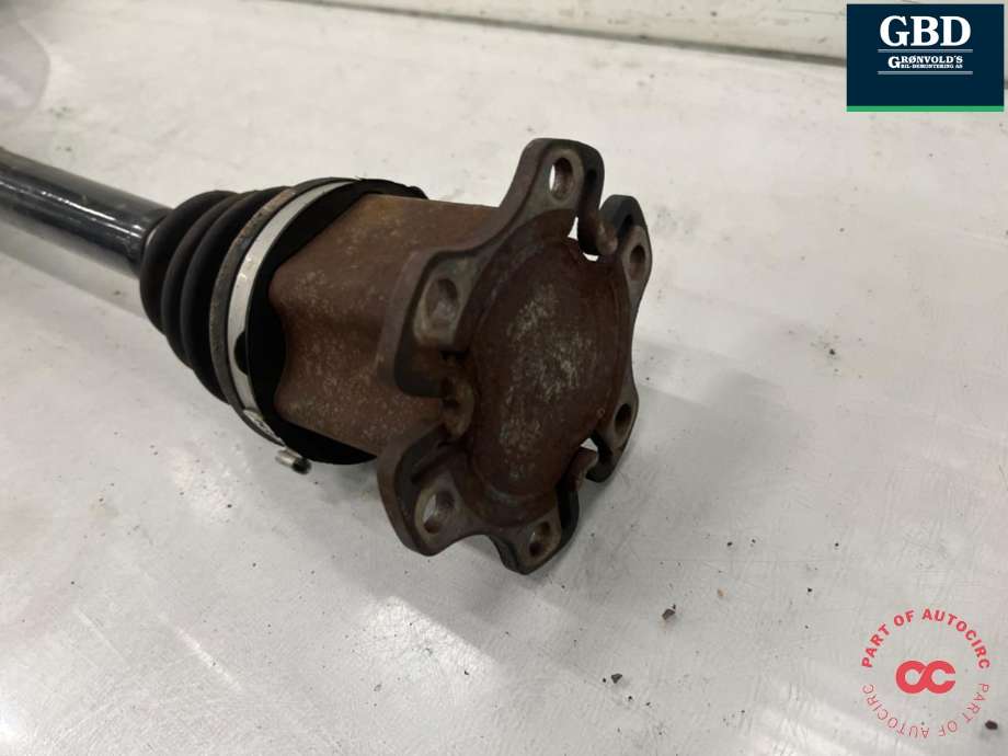 Drivaksel venstre foran, diesel/automat til Audi A6 2008-2011 (Type III, Fase 2) (C6) (C6) (4F0 407 271 N|4F0 407 451 CX|)