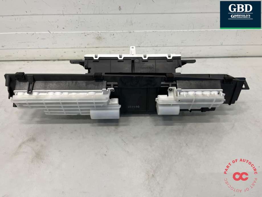Instrumentpanel til Toyota Prius, 2004-2009 (Type II) (COMBI) (COMBI) (8329147211)