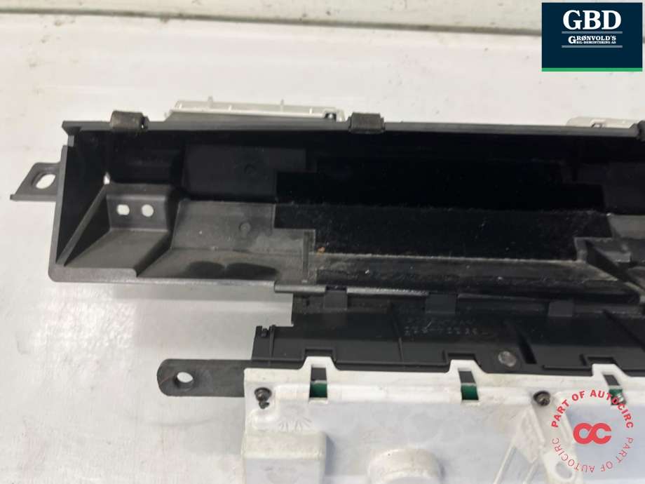 Instrumentpanel til Toyota Prius 2004-2009 (Type II) (COMBI) (COMBI) (8329147211|8329147210|)