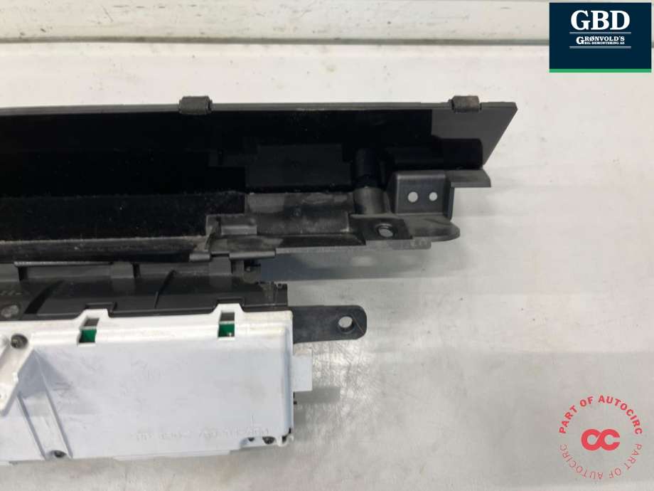 Instrumentpanel til Toyota Prius 2004-2009 (Type II) (COMBI) (COMBI) (8329147211|8329147210|)
