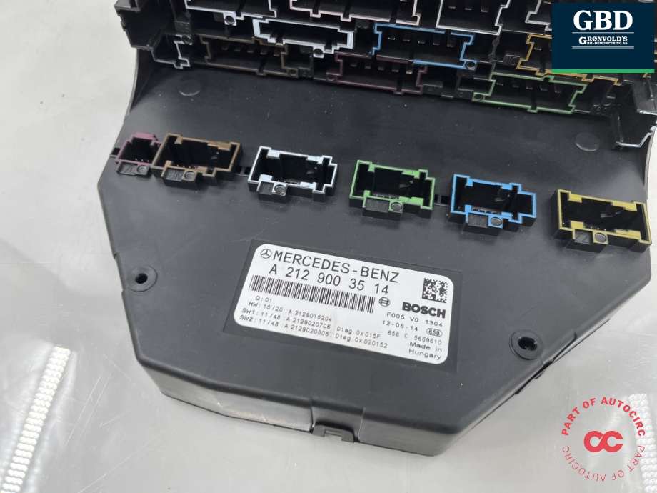 Sikringsboks motorrom til Mercedes GLK 2008-2015 (X204) (X204) (A 207 540 27 50|)