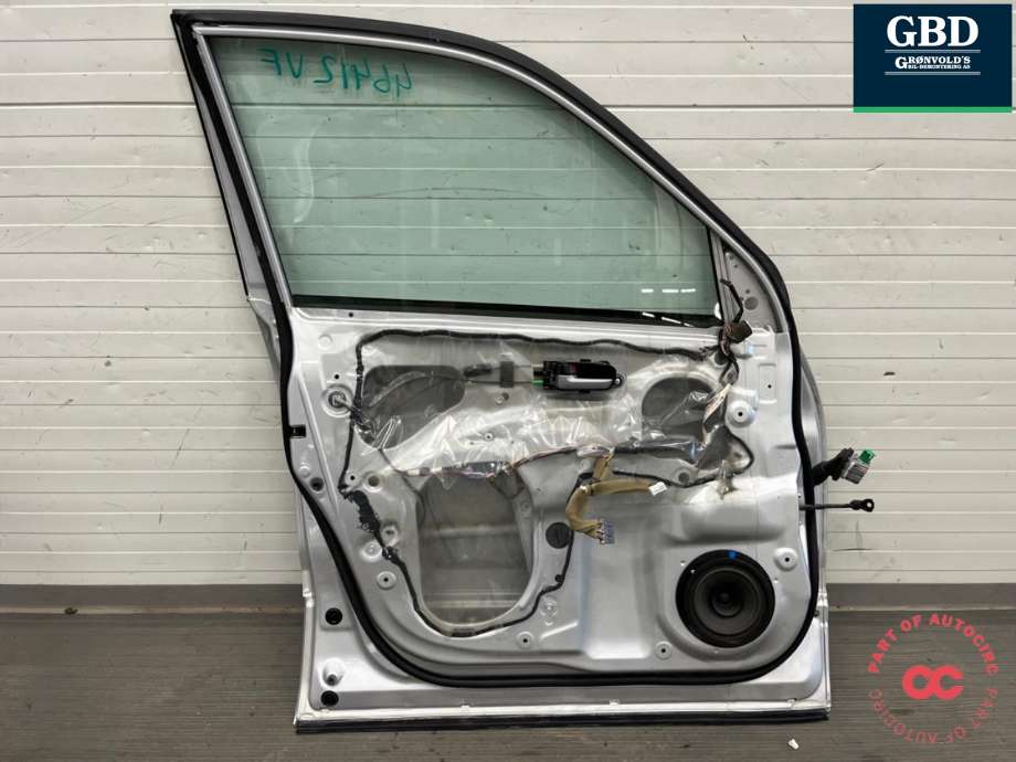 Dør venstre foran til Suzuki Grand Vitara 2005-2015 (Type III) (6800265860|)