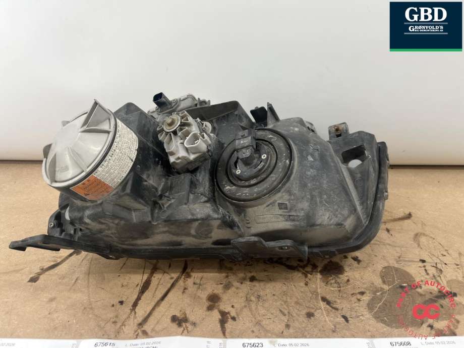 Frontlykt høyre xenon til Suzuki Grand Vitara 2005-2015 (Type III) (3512065J12|3512065J11|3512065J10)