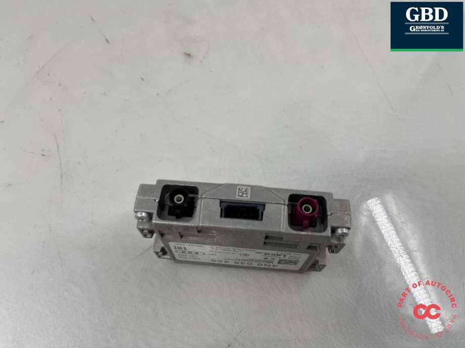 Antenne forsterker til Audi e-tron 2018-->>  (4N0 035 456 G|4N0 035 456 D|)