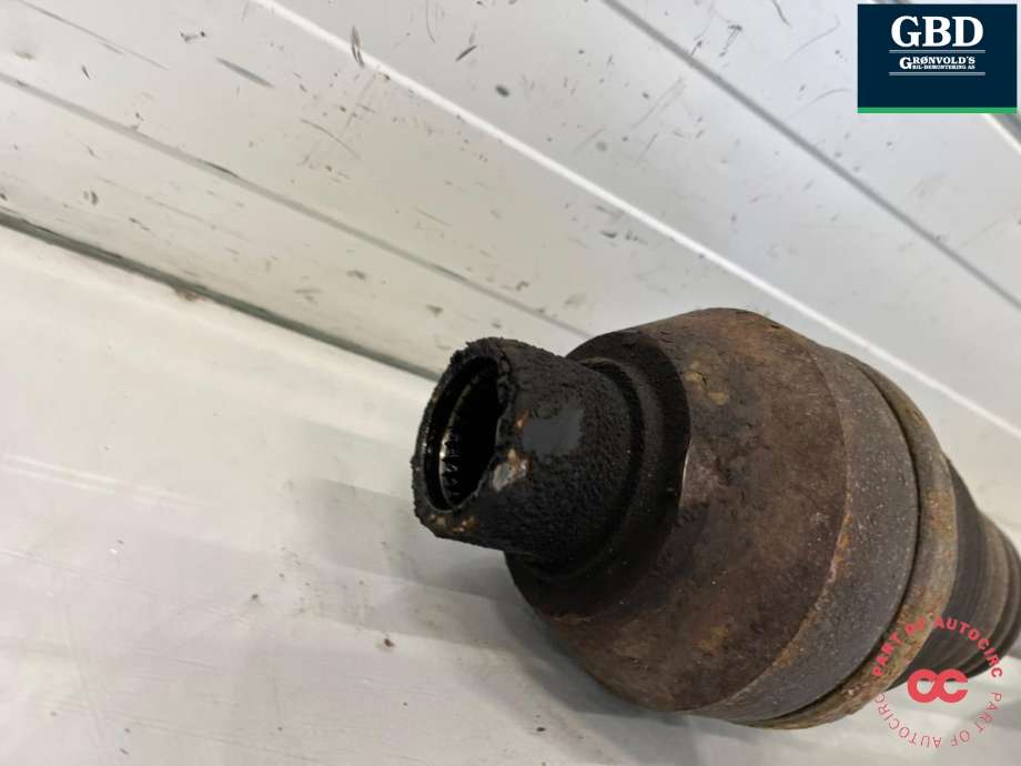 Drivaksel høyre foran, diesel/manuell til VW Transporter / Caravelle 2009-2015 (Fase 2) (T5) (T5) (7E0 407 272 BF|7E0 407 272 AD|7E0 407 452 DX)