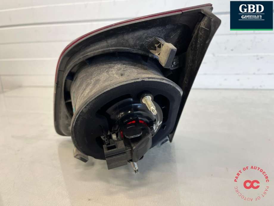 Baklykt venstre indre til VW Golf, Plus/Cross 2005-2009 (Fase 1)  (5M0 945 093 J|)